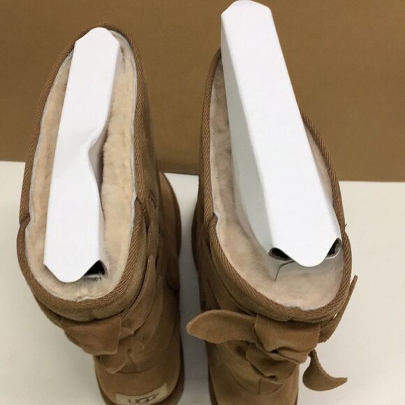 UGG BOOT WOMENS SHOES SZ 5 New - Picture 3 of 9